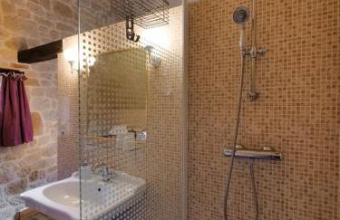 Les Granges Hautes, maisons de vacances, proches de Sarlat avec piscine, parc, - Foto 13