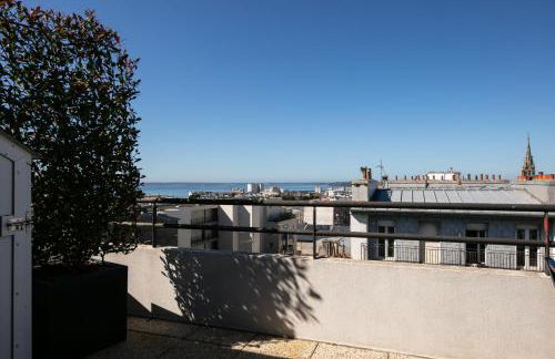 Appart de standing au centre-ville avec Vue Mer Terrasse et Garage - Foto 5