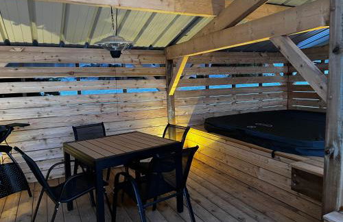 Chalet du Fayard - jacuzzi avec vue et détente en pleine nature - Foto 17