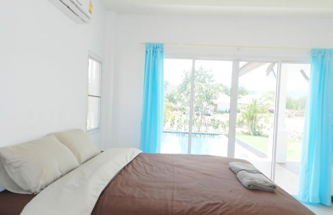 Cha-am Pool Villa - Photo 4