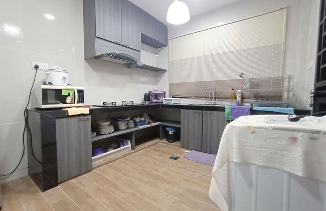 OYO 90203 Emma Sukma Homestay - Foto 10