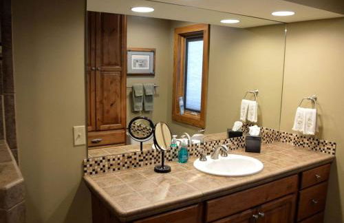 Picturesque Cottage for a Riverside Retreat near Big Sky, Montana - Foto 16