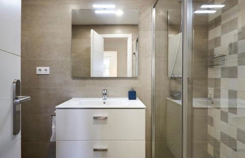 Family Apartment Camp Nou by Maison Piñata - Photo 31