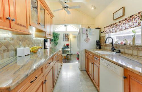 Milford Family Home with Koi Pond and Porch! - Foto 2