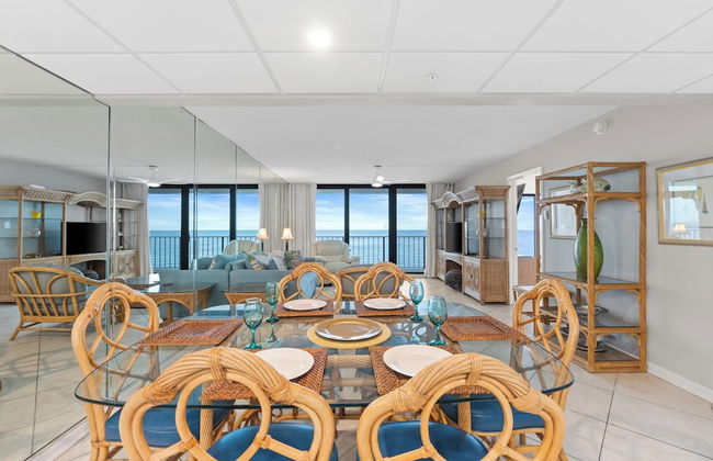 Edgewater Beach Resort #207 Tower 2 by Book That Condo - Foto 93