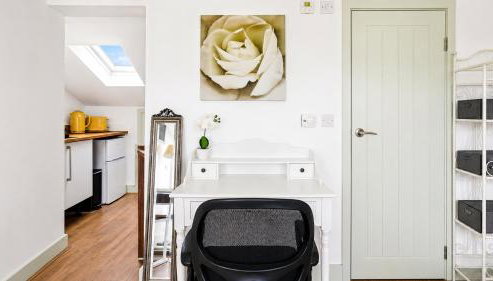The Isabella Studio by Richmond Park - Photo 3