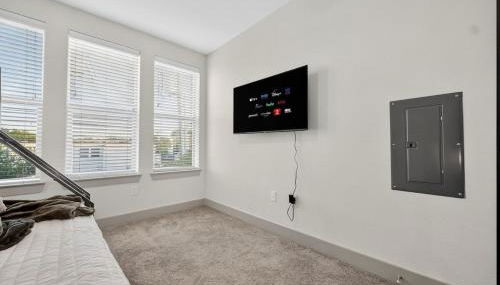 Luxury 2BR Cedr Sprgs area with Parking, Pool, Gym - Foto 3