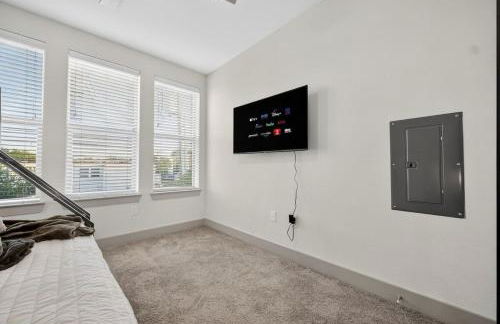 Luxury 2BR Cedr Sprgs area with Parking, Pool, Gym - Foto 3