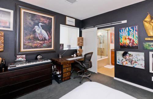 Navigate Stays Family Artful Retreat w Pool & Cabana - Foto 44