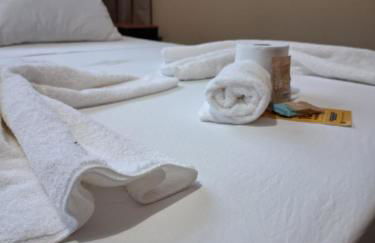 Kitnet Completa perto da Praia e do Centro, Roupas de Cama e Banho - Foto 14