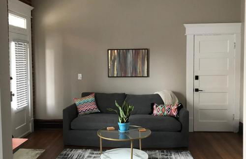 Big Brick 2 Bedroom apartment in Victorian Village - Foto 10