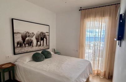 Beach House Brotonss - Photo 38