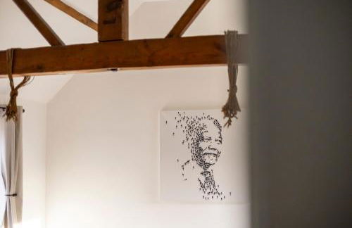 Stunning 5-bed Barn Conversion in Newark-on-Trent by Renzo, Beautiful Surroundings, Sleeps 10! - Foto 23