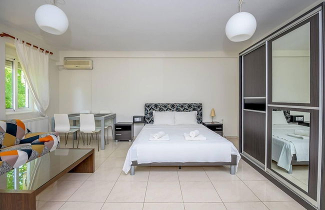 Cozy 'koukou' Discrete Apartment in Orestiada - Foto 6