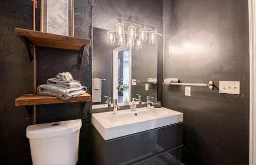 Modern City Loft Downtown Lynchburg VA LYH HUGE - Foto 31