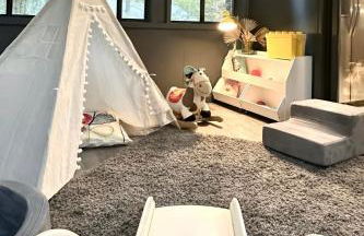 Poconos Modern Chalet I Hot Tub I Home Theater I Fenced Yard I Pet Friendly - Foto 40