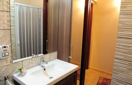 Villa Radiosa In Sicily with private fenced pool, Please read, leggete, HOST INFO for correct cost - Foto 23