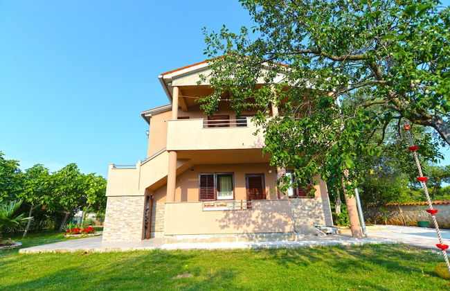 Apartment 1665 - Photo 33