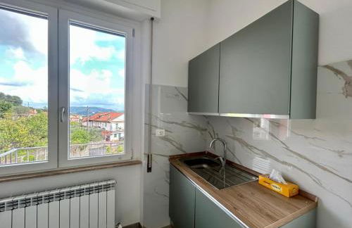 Ampio appartamento fino a 6 persone sulle colline della Spezia, vista panoramica sul Golfo - 10 minuti dal centro città 16 da Sarzana e Lerici - Photo 3