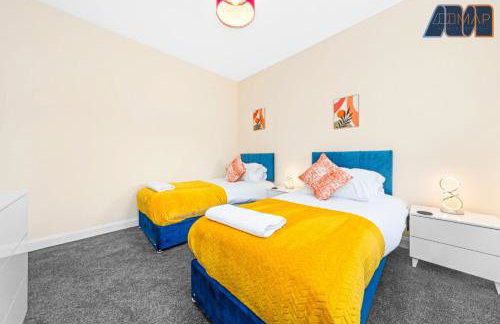 4 Bed Flat With Parking Sleeps 8 in Fife - Foto 5