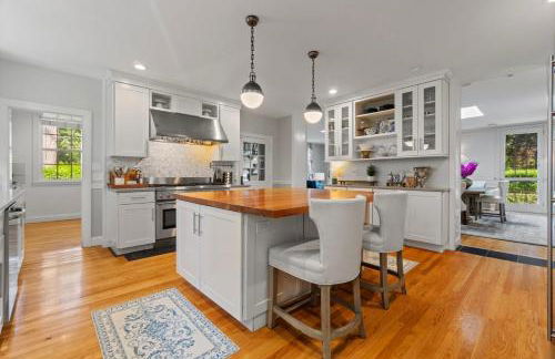 Private Resort Mansion with Pool - Foto 42