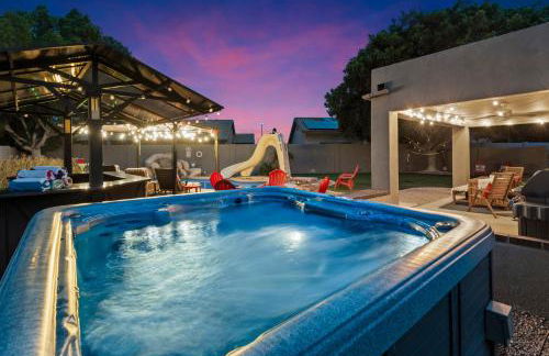 5 Bedroom 4 Bath Boutique Home PREMIUM LOCATION + heated pool option - Foto 9
