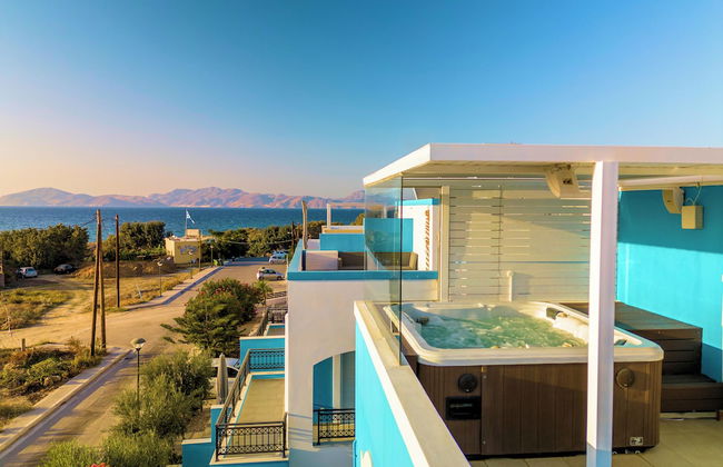 Seabreeze Villa - with Jacuzzi & heated pool - Photo 1