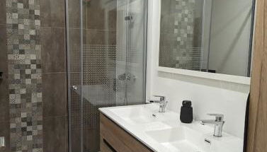 Appartement entièrement rénové au centre de Longwy - Foto 3