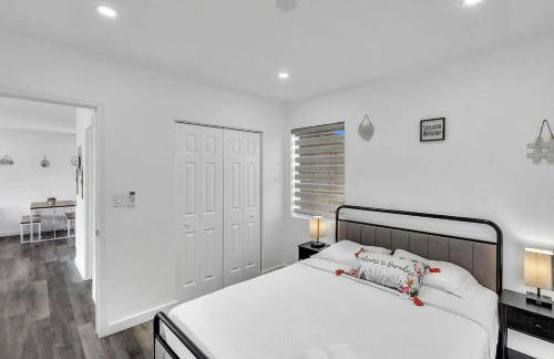 Amazing Big 2 Bedroom Apartment Beach & Casino - Photo 21