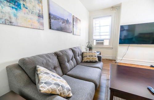 Stylish Apt - 2 Queen Bed - Easy Hospital Access - Foto 13