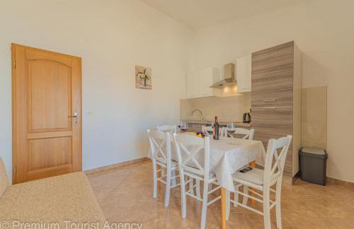 Sladana direct at the beach - Foto 76