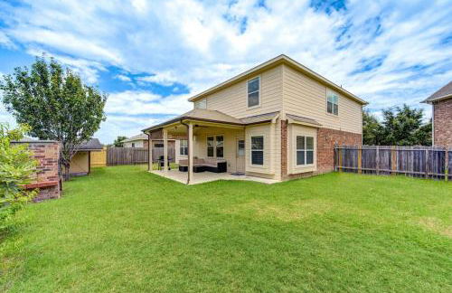 Elegant Retreat at Katy Houston, 2330 sf, 4 Bedroom 2 and Half Baths, Game Room, King Bed, BBQ, Located near Katy Asian Town, Typhoon Waterpark - Foto 44