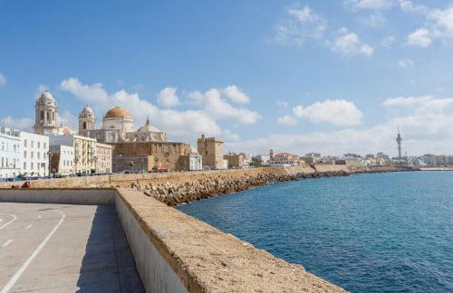 The QUEEN's Designer Apartment by Cadiz4Rentals - Foto 47