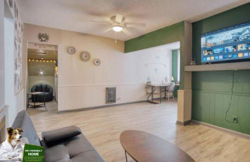 Cozy Windsor Park Stay 1BR1BA Workspace - Foto 9