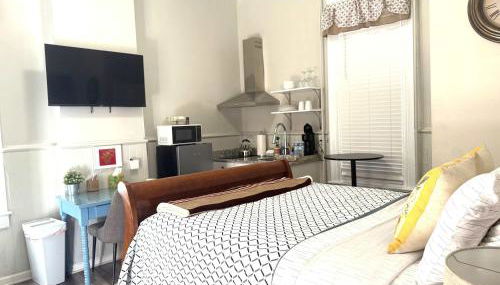 Cozy nest private porch museums free parking - Foto 3