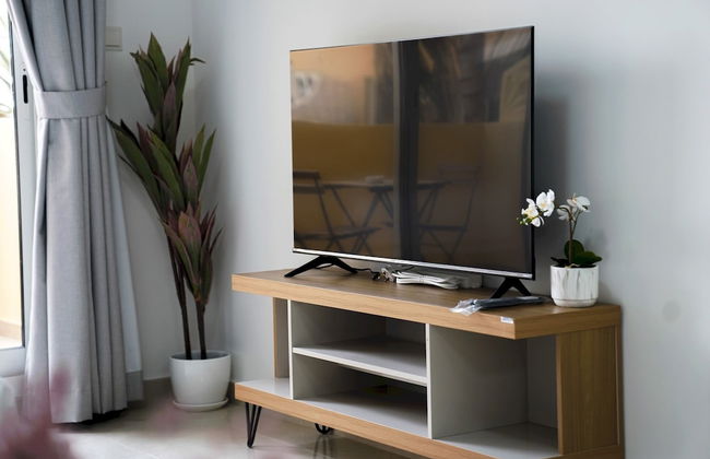 Stunning Sea View Apt. With Balcony - RAK - Photo 18