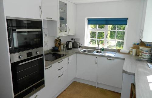 River Cottage a country retreat in wooded gardens - Foto 6