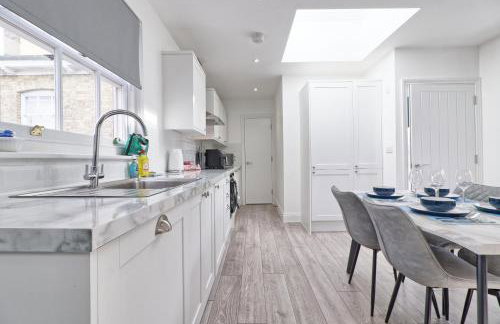 Chelmsford City Centre Modern Duplex With Parking, Wi-Fi & Netflix - Foto 16