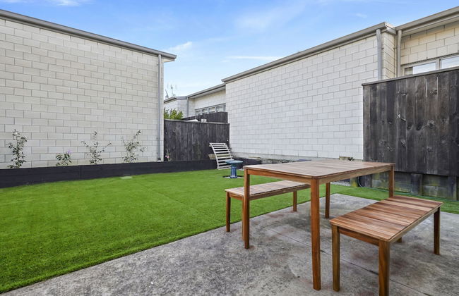 Modern 3BR Family House - Yard & Big TV - Foto 46