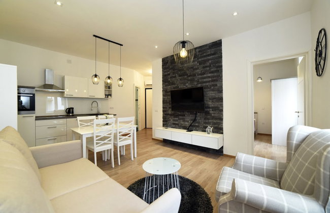 Lumi Primorska - Bright & Peaceful Courtyard Apartment - Foto 52