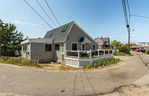 Beach Plum Cottage Steps to Beach Loft AC - Foto 36