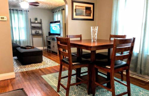 2BR Private House Available close to UE - Foto 1