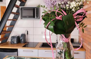 Lawendowo- sauna, jacuzzi, domki w ogrodzie i apartamenty w kamienicy - Photo 40