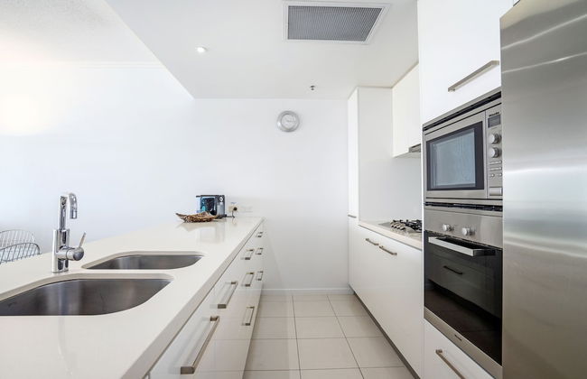 Reflection on the Sea - Foto 34