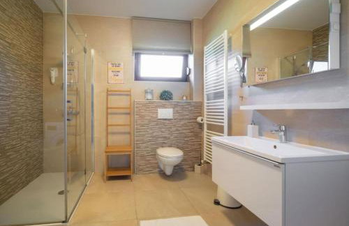 Mala kuća Mia - Foto 40