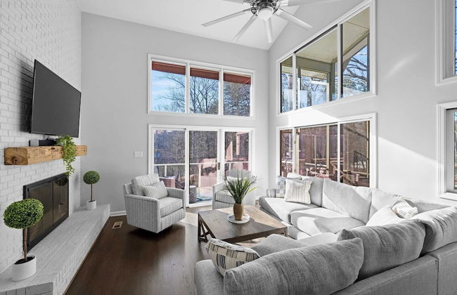 Sun Up, Sun Down by Avantstay Pool w/ Waterfall - Foto 17