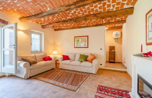 Gorgeous Home In Ferrere With Kitchen - Foto 21