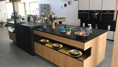 Exklusives Wohnen im Herzen Bayerns - Luxuriöses Haus mit Dachterrasse und Whirlpool, nahe Passau - Foto 1