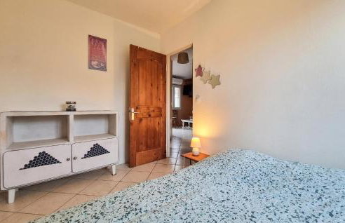 Stunning Home In Eyraud-Crempse-Maurens - Foto 19