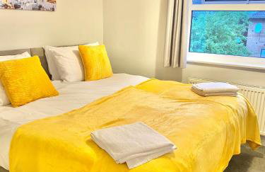 Central MK Home, Garden and Free Private Driveway Parking! 4 Beds Fully Equipped Train station 5 Mins - Photo 14